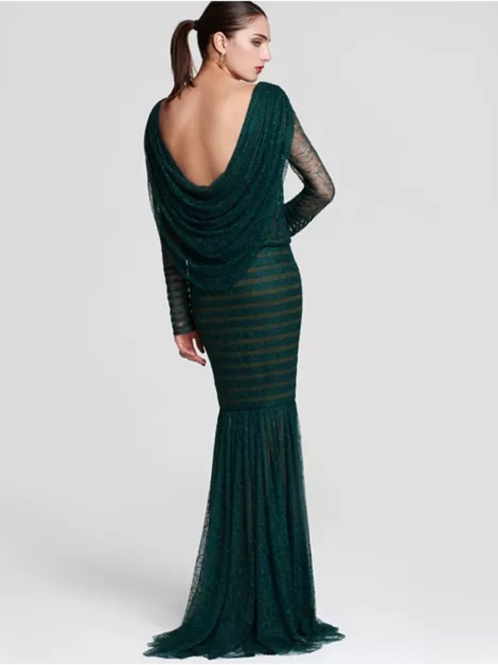 Tadashi Shoji Long Sleeve Gown Mixed Lace in Emerald Green size 8